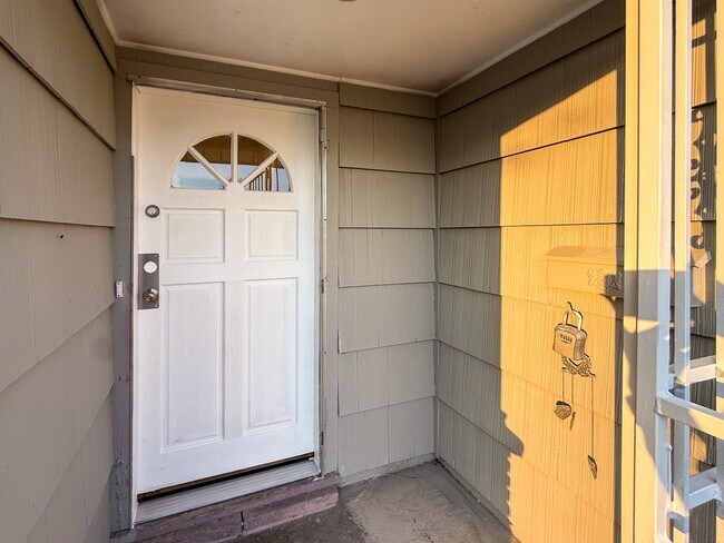 Foto del edificio - 4235 Dacca Dr