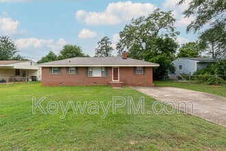 Building Photo - 133 Belair Rd