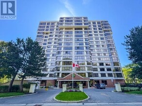 Building Photo - 1271-1271 Walden Cir