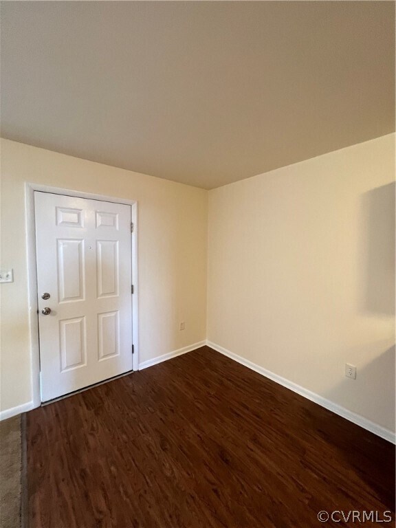 1212 W City Point Rd Unit 6, Hopewell, VA 23860 Room for Rent in