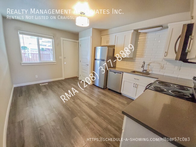 Building Photo - 4106 Tredwell Pl
