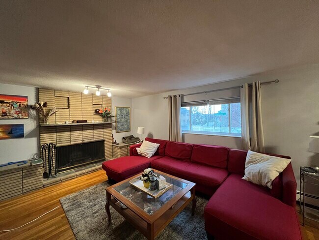 Foto del edificio - 32 Grandview Ave