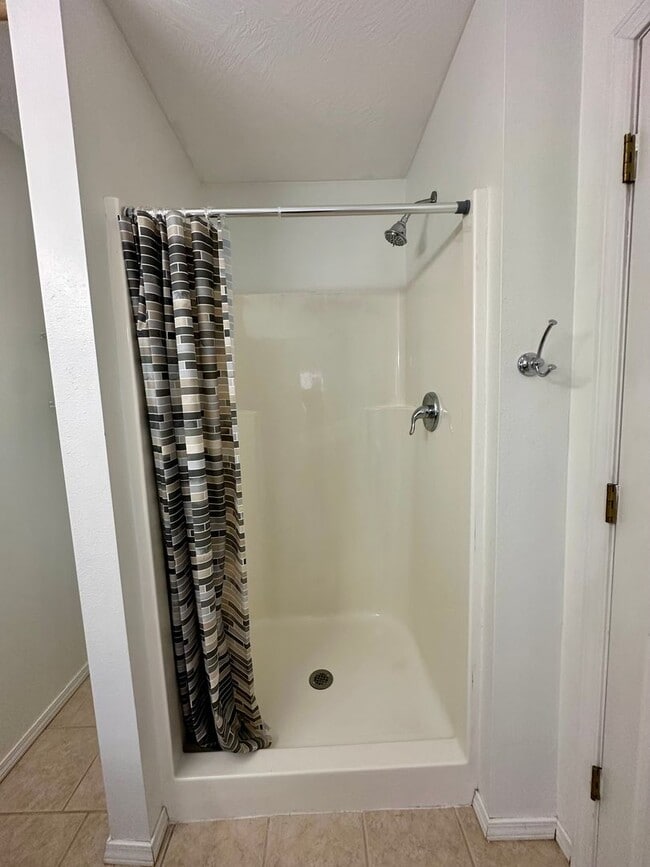 Foto del edificio - 3 bed 2 bath in Marshfield