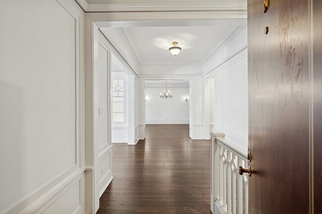 Foto del edificio - 2305 N Commonwealth Ave