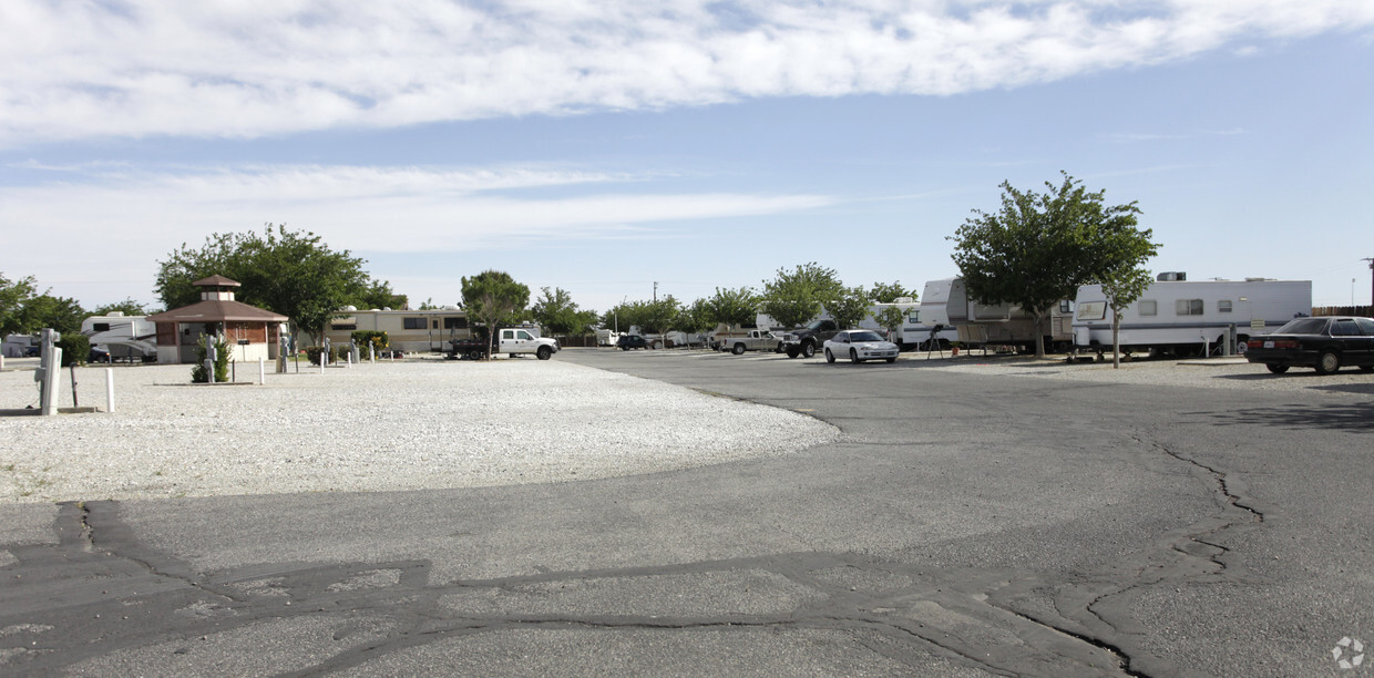 Foto del edificio - Adelanto RV Park