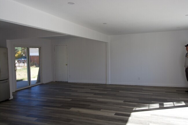 Building Photo - 8585 E Costilla Pl