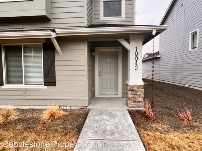 Foto del edificio - 3 br, 2.5 bath House - 10042 W Smoke Ranch Dr