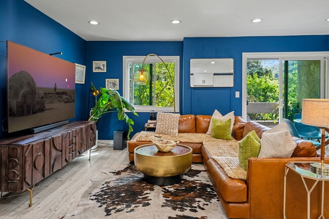 Building Photo - 2700 Cahuenga Blvd E