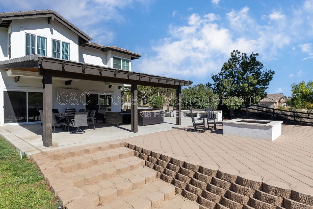 Foto principal - 39550 Calle De Companero