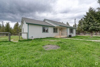 Building Photo - 150 Pleasant Vly Rd