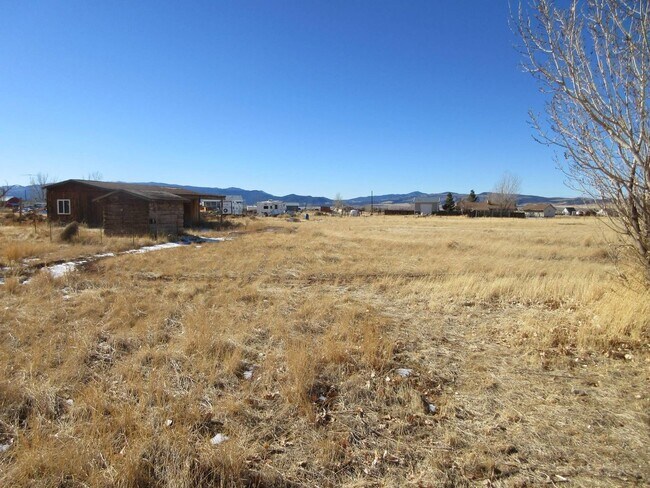 Foto del edificio - **Move-in Bonus!!** 2 bedroom 1 bath Ranch Style Setting