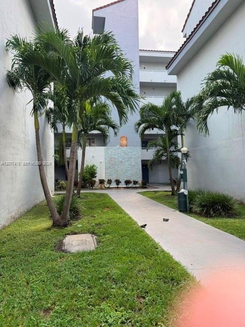 Building Photo - 8215 SW 152nd Ave