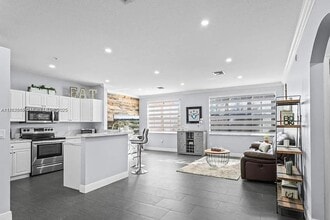 Building Photo - 4402 SW 160th Ave