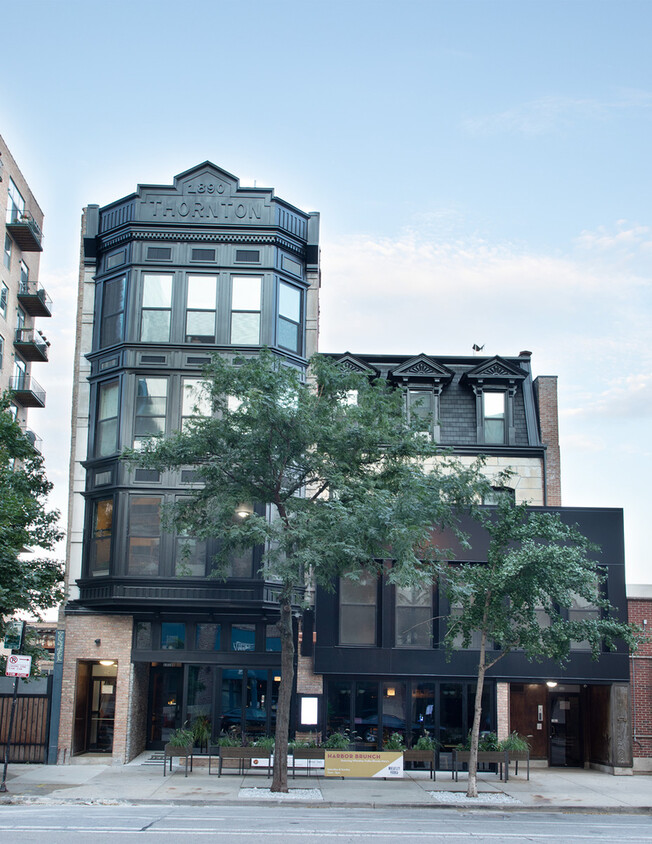 Primary Photo - 1312 S Wabash Ave