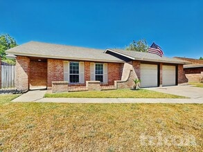 Building Photo - 10406 Kirkwren Dr