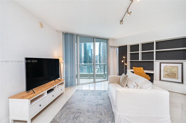 Foto del edificio - 475 Brickell Ave