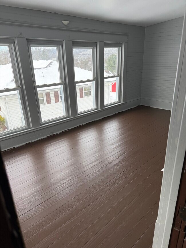 Foto del edificio - 713 N 8th Ave