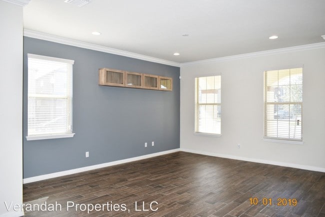 Building Photo - 3 br, 2.5 bath House - 14107 Lakeview Park Rd