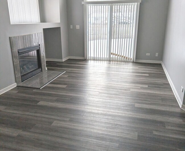 Building Photo - 1966 Alinda Ave