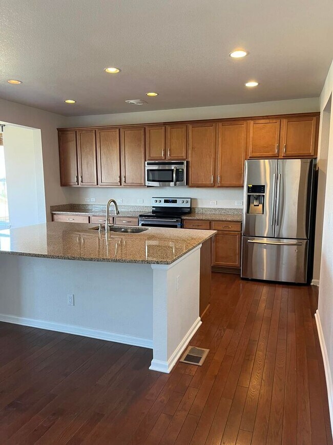 Foto del edificio - Beautiful 5 bedroom home in highly desirable Copperleaf Neighborhood! Fenced in Yard!