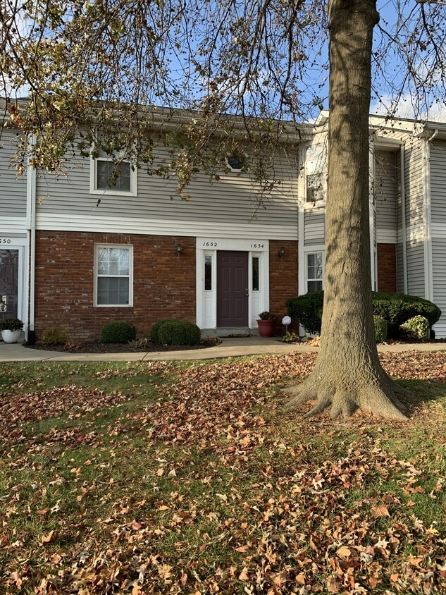 1652 Kircher Dr Unit C, Saint Charles, MO 63303 Condo for Rent in