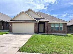 Building Photo - 929 Coulee Dr