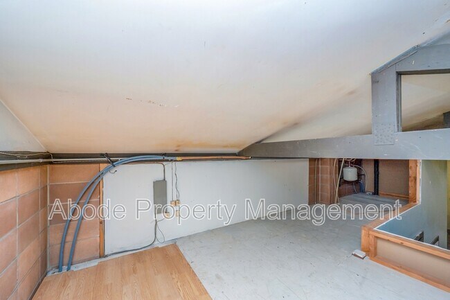 Foto del edificio - 136 S Lincoln Ave