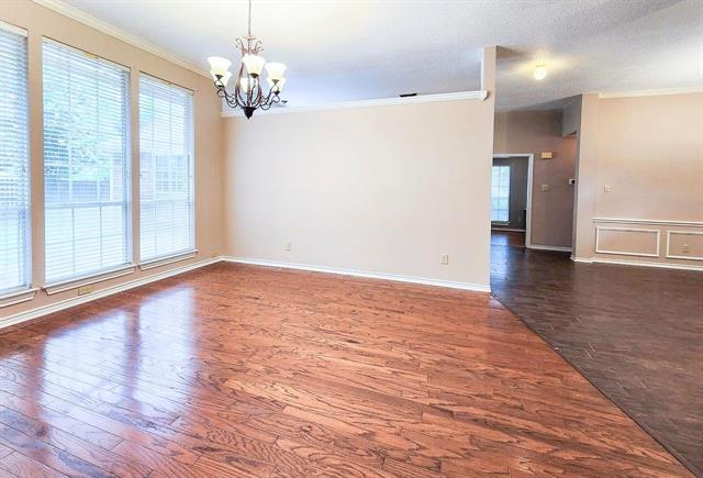 Foto del edificio - 3708 Racquet Ct