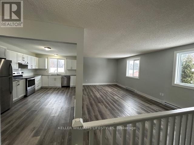 Photo du bâtiment - 83 Marlborough Ave