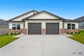 Building Photo - 1230 Concord Dr