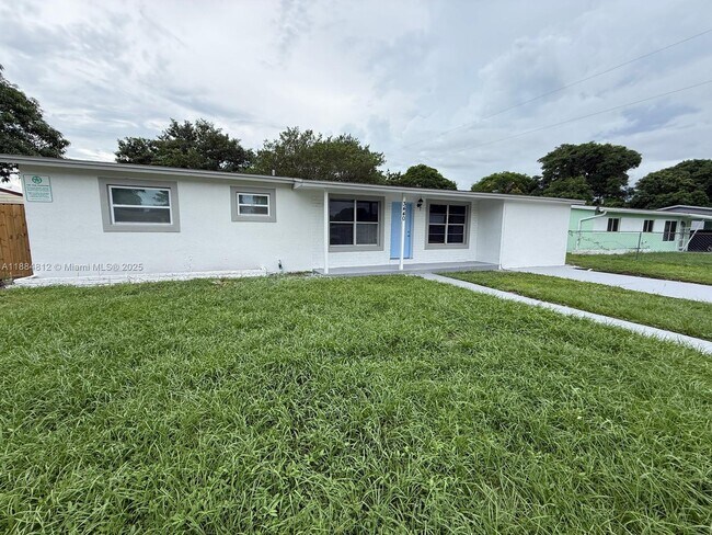 Foto del edificio - 3440 NW 4th St