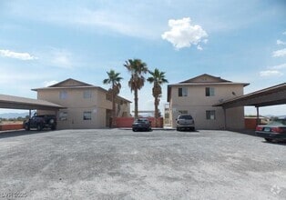 Building Photo - 1444 Star Rd