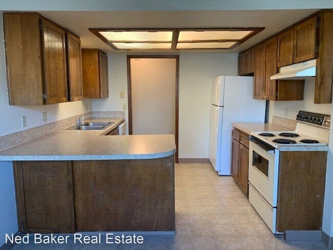 Building Photo - 3 br, 2 bath House - 2142 Maplewood Dr S