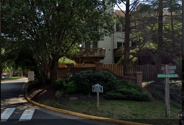 Foto del edificio - 7727 Rockledge Ct