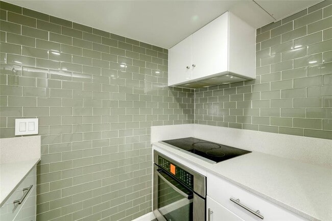 Foto del edificio - 3110 Red River St