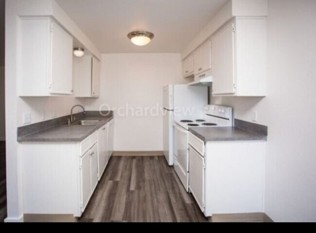 Building Photo - Location, Community, Quality Living. It St...