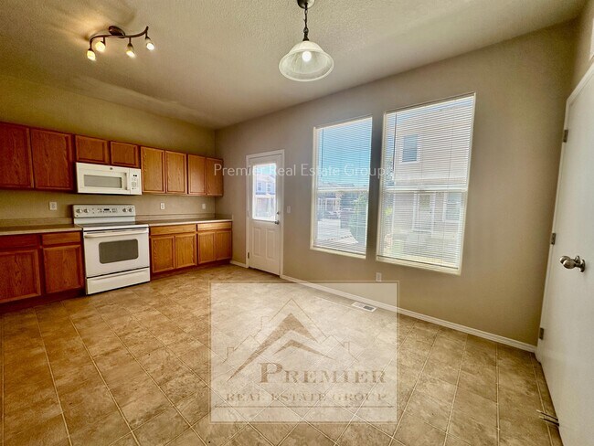 Photo - 10586 Country Park Point Townhome