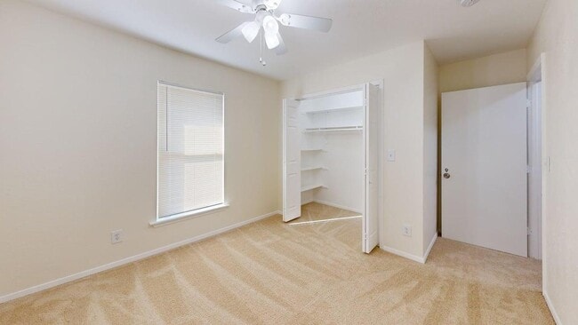 Foto del edificio - 1021 Crosby Ave