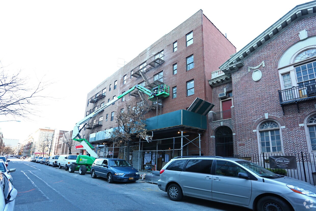 Primary Photo - 63 W 137th St
