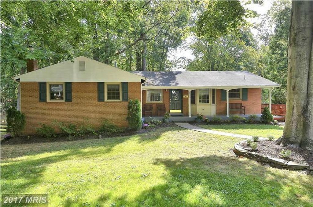Primary Photo - 8933 Falling Creek Ct