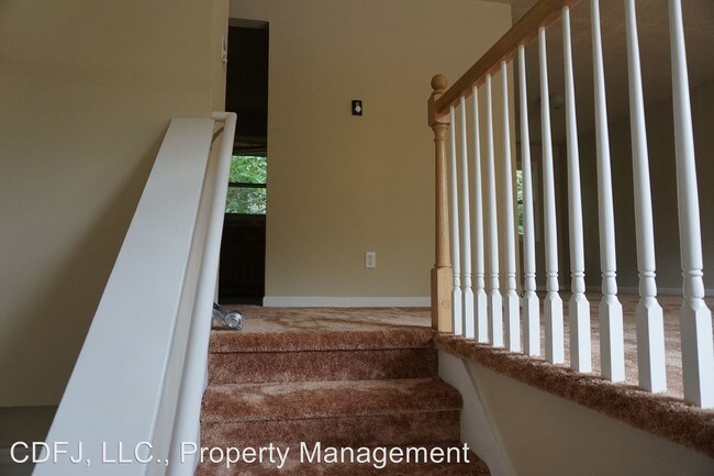 Building Photo - 2542 Circleville Rd