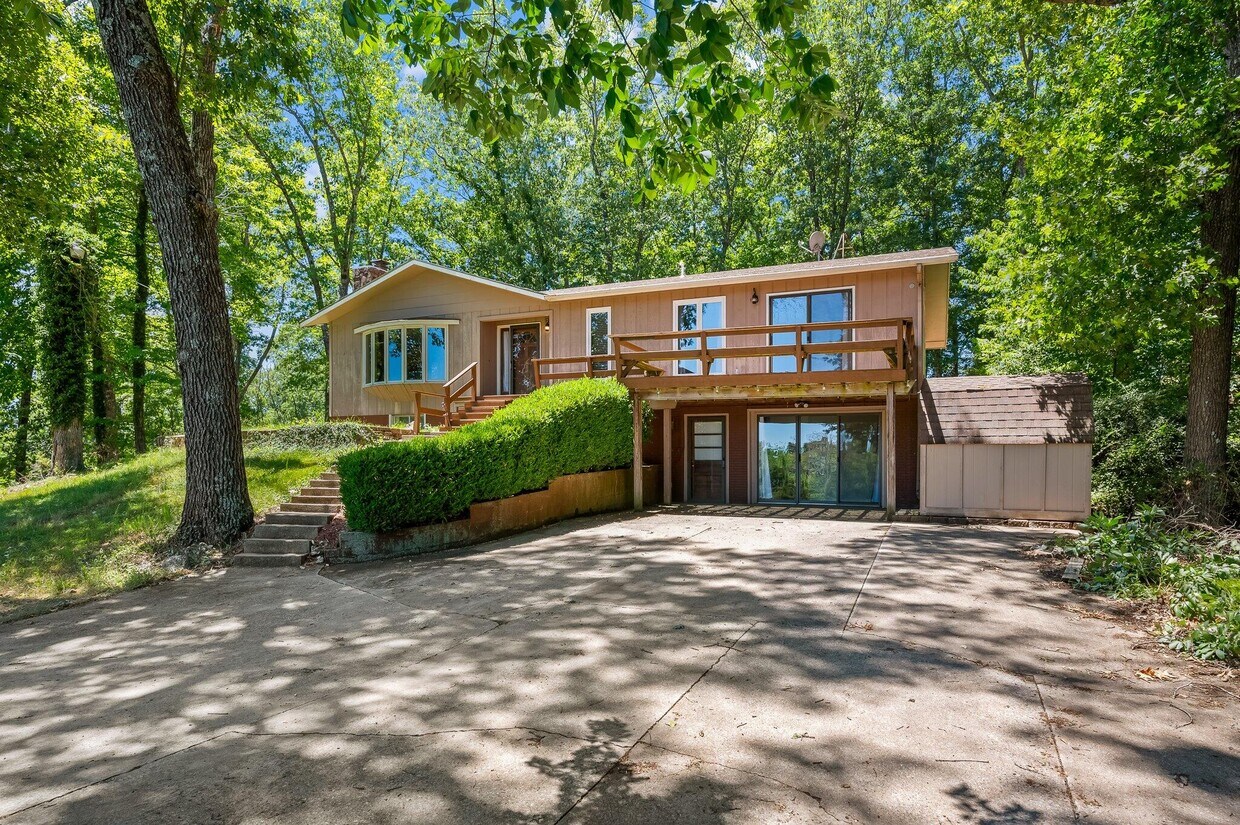 2168 W State Hwy 76, Galena, MO 65656 House Rental in Galena, MO