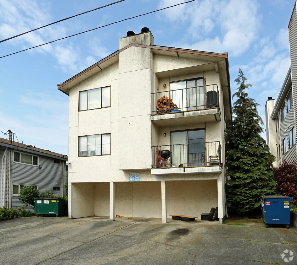 Building Photo - 14th Ave Apartments