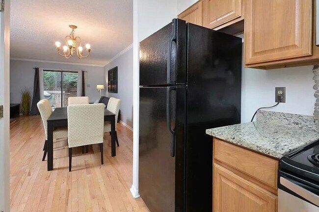 Foto del edificio - 124 Twisted Oak Pl