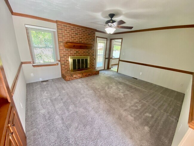 Building Photo - ETHERIDGE MEADOWS