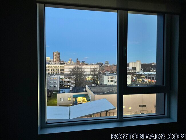 Foto del edificio - 55 Brighton Ave