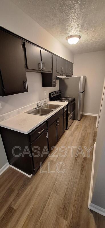 Building Photo - 670 Knox Blvd