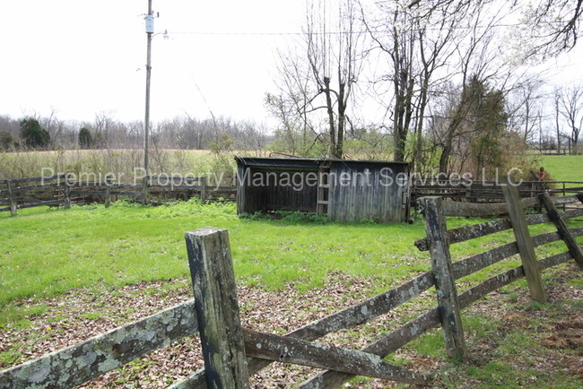Building Photo - 3160 Todds Point Rd