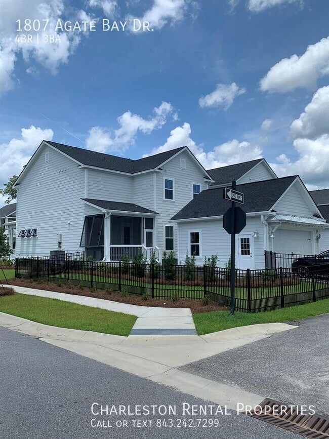Building Photo - 1807 Agate Bay Dr