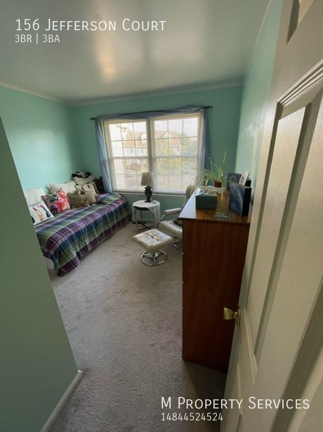 Building Photo - Spacious 3-Bedroom Furnished Townhouse For...